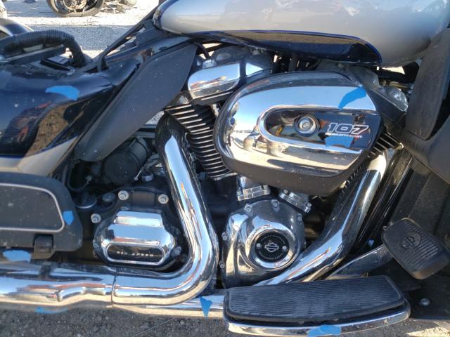 2019 HARLEY-DAVIDSON FLHTCU 1HD1FCC12KB630214
