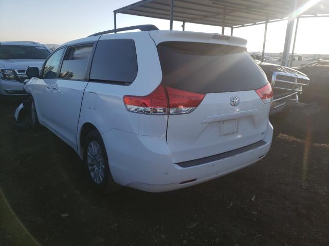 Toyota Sienna XLE 2014