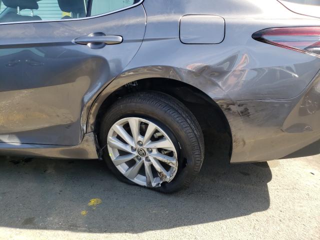 2021 TOYOTA CAMRY LE - 4T1C11AK1MU540080
