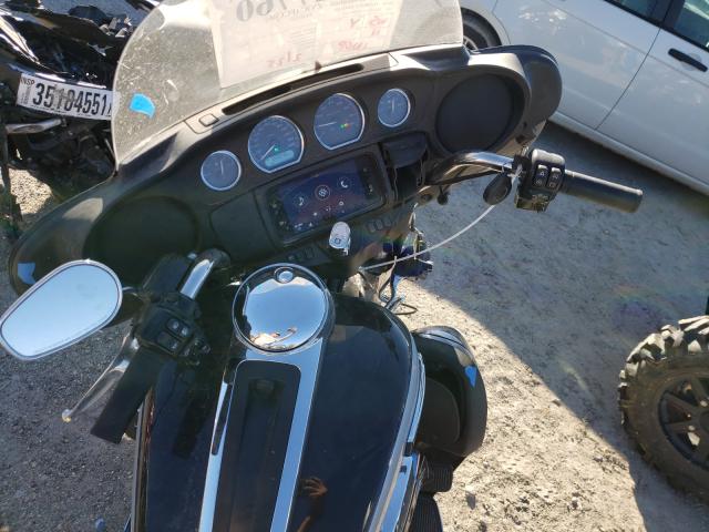 2019 HARLEY-DAVIDSON FLHTCU 1HD1FCC12KB630214