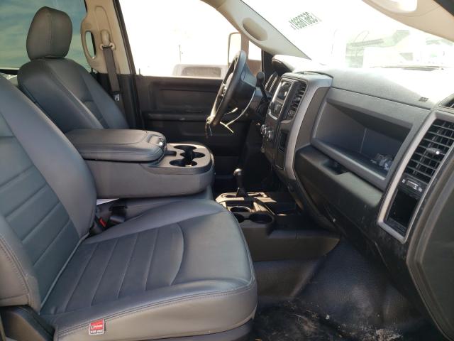 2018 RAM 3500 ST 3C63RRGL7JG360944