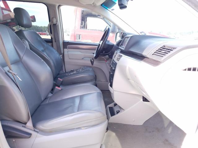 2010 VOLKSWAGEN ROUTAN SE 2V4RW3D19AR407760