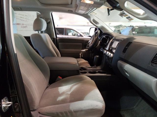 2019 TOYOTA SEQUOIA SR 5TDBY5G11KS170381