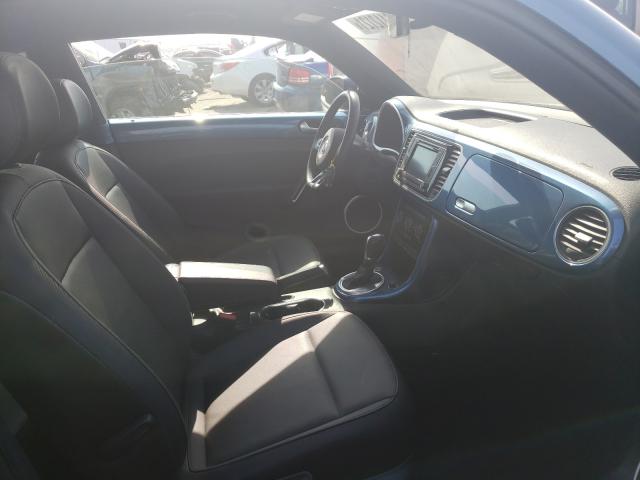 2019 VOLKSWAGEN BEETLE SE 3VWJD7AT9KM718136