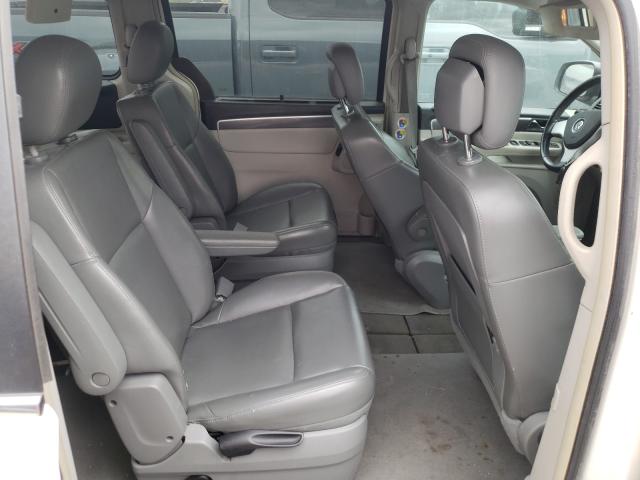 2010 VOLKSWAGEN ROUTAN SE 2V4RW3D17AR407451