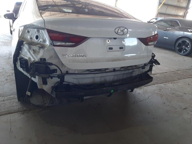 2017 HYUNDAI ELANTRA 5NPD84LF1HH023173