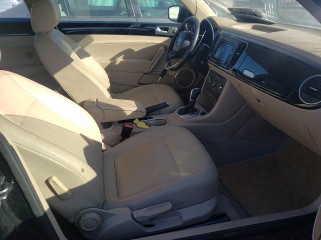 2016 VOLKSWAGEN BEETLE SE 3VWJ17AT7GM620528