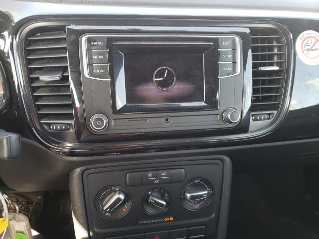 2018 VOLKSWAGEN BEETLE S 3VWFD7AT2JM709539