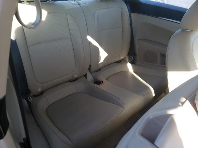 2016 VOLKSWAGEN BEETLE SE 3VWJ17AT7GM620528