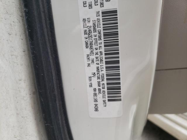 2010 VOLKSWAGEN ROUTAN SE 2V4RW3D17AR407451