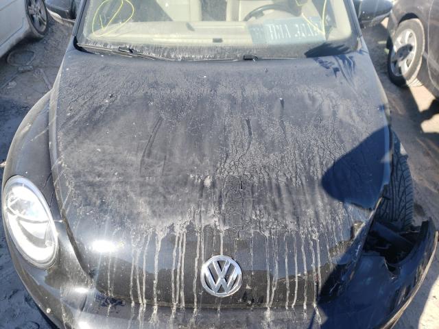 2016 VOLKSWAGEN BEETLE SE 3VWJ17AT7GM620528