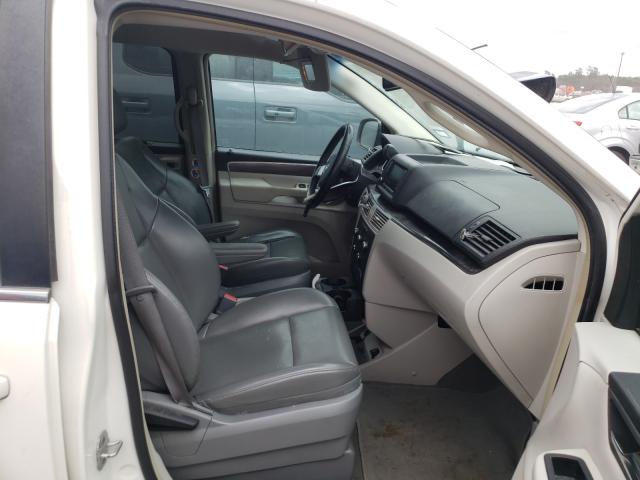 2010 VOLKSWAGEN ROUTAN SE 2V4RW3D17AR407451