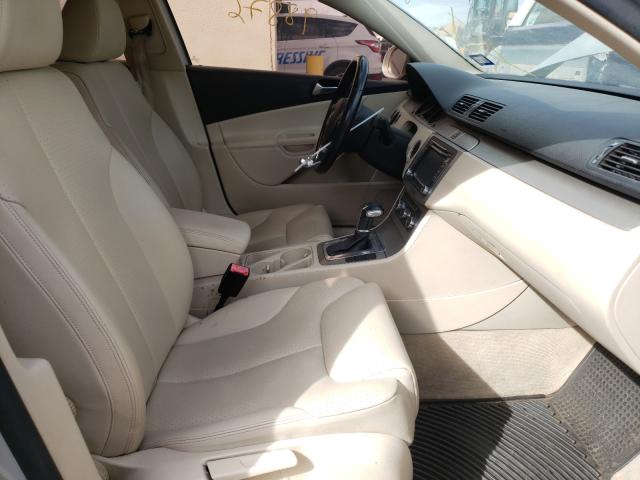 2010 VOLKSWAGEN PASSAT KOM WVWJM7AN4AE104426