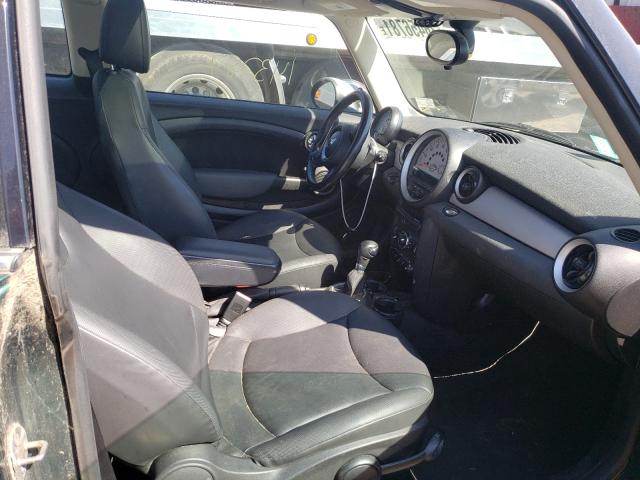 2011 MINI COOPER WMWSU3C5XBT097292