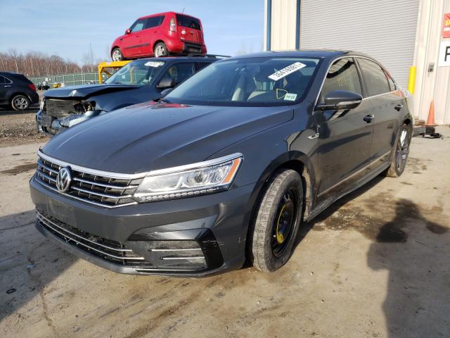 2017 VOLKSWAGEN PASSAT R-L 1VWDT7A32HC006500