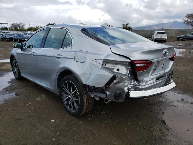 2021 TOYOTA CAMRY XLE 4T1F31AK2MU550818