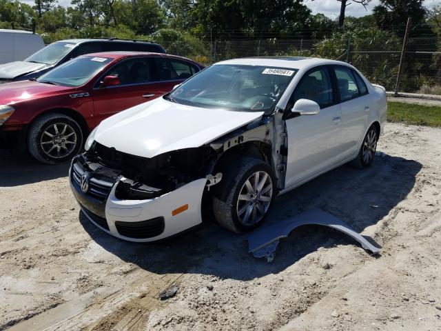 2010 VOLKSWAGEN JETTA WOLF 3VWRJ7AJ6AM066245