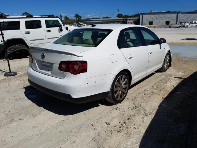 2010 VOLKSWAGEN JETTA WOLF 3VWRJ7AJ6AM066245