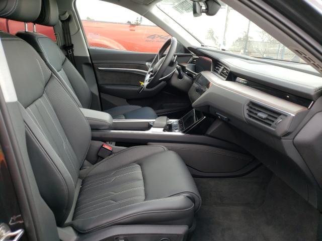 2019 AUDI E-TRON PRE WA1VABGE1KB024793