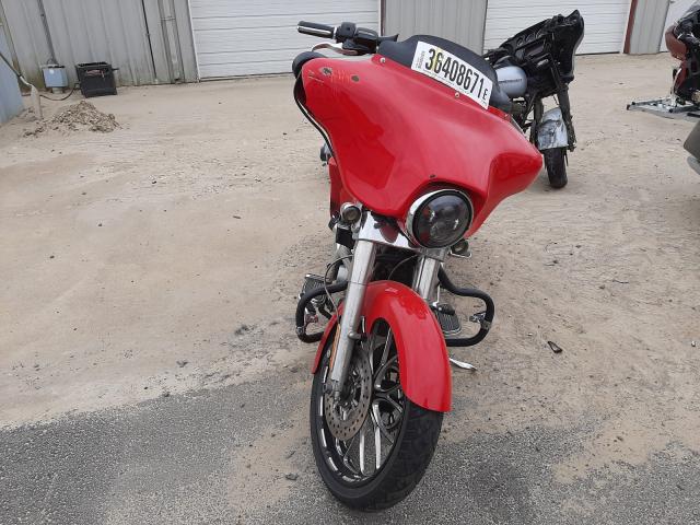 2010 HARLEY-DAVIDSON FLHX 1HD1KB413AB611805