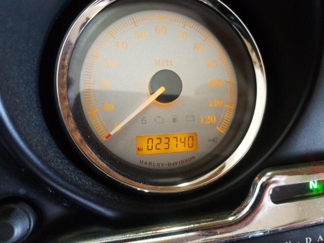2009 HARLEY-DAVIDSON FLHX 1HD1KB4119Y638087