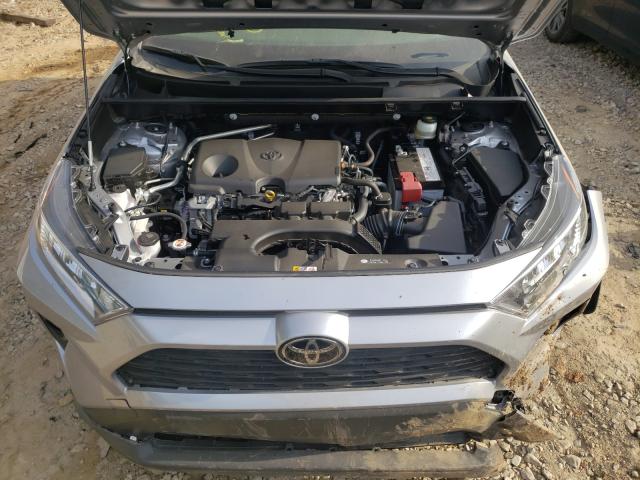 2019 TOYOTA RAV4 XLE P JTMA1RFV3KD037502