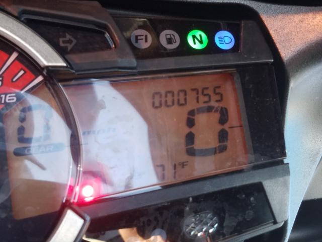 2019 SUZUKI GSX-R750 JS1GR7MA1K7101259