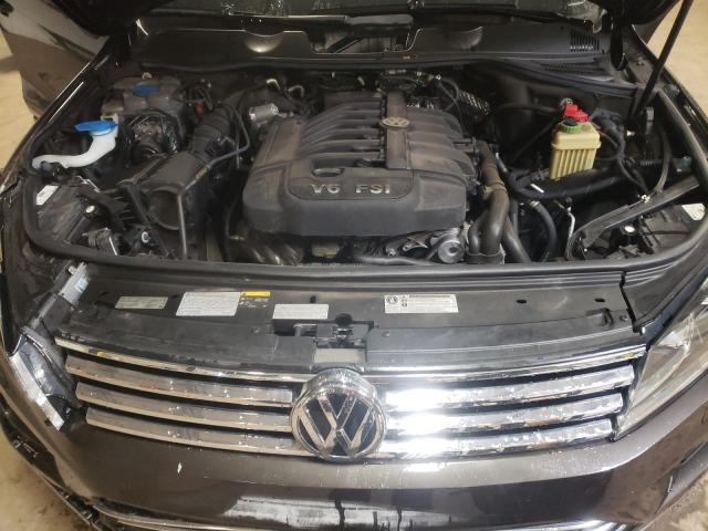 2016 VOLKSWAGEN TOUAREG SP WVGEF9BP2GD009137
