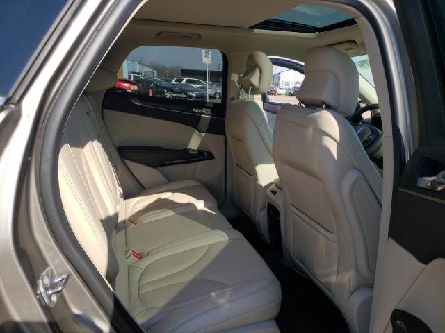 2017 LINCOLN MKC RESERV 5LMCJ3D91HUL57334
