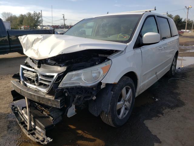 2010 VOLKSWAGEN ROUTAN SE 2V4RW3D19AR202259