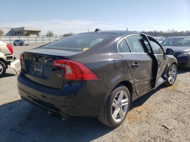 2015 VOLVO S60 YV126MFD8F1318695