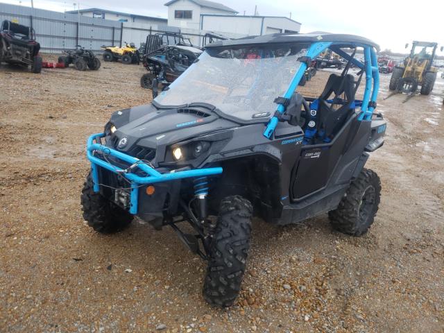2019 CAN-AM COMMANDER 3JBKKAX26KJ000606