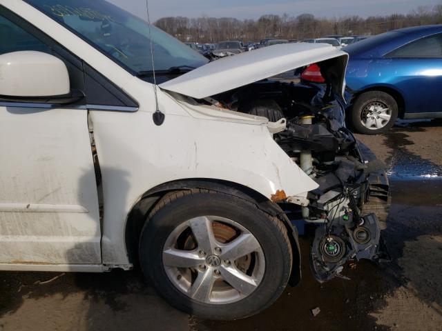 2010 VOLKSWAGEN ROUTAN SE 2V4RW3D19AR202259