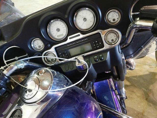 2009 HARLEY-DAVIDSON FLHX 1HD1KB4119Y638087