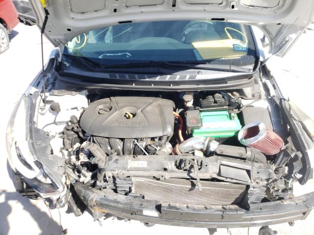2015 HYUNDAI ELANTRA SE 5NPDH4AE6FH597565