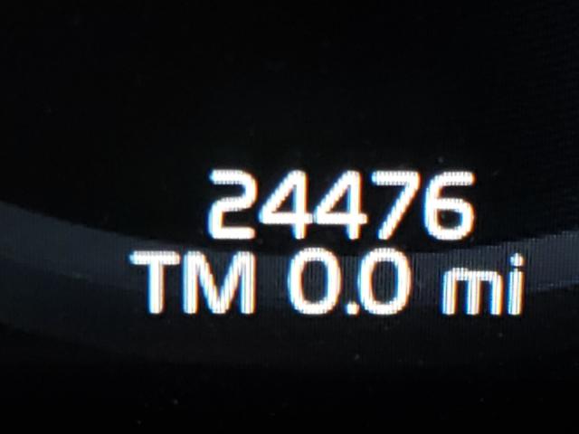 2018 VOLVO XC60 T5 LYV102RK8JB117348