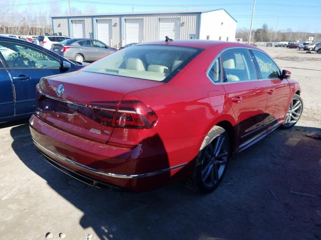 2017 VOLKSWAGEN PASSAT R-L 1VWDT7A38HC060836