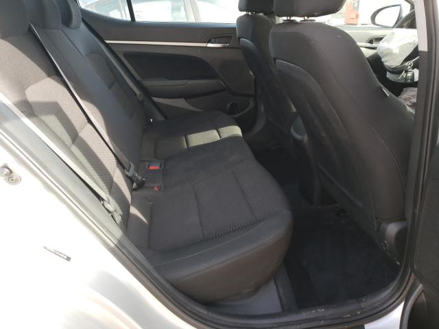 2019 HYUNDAI ELANTRA SE 5NPD84LFXKH408481