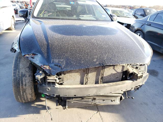 2018 VOLVO XC60 T5 LYV102RK8JB117348
