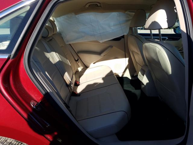 2017 VOLKSWAGEN PASSAT R-L 1VWDT7A38HC060836
