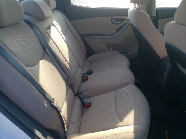 2016 HYUNDAI ELANTRA L 5NPDH4AEXGH793655