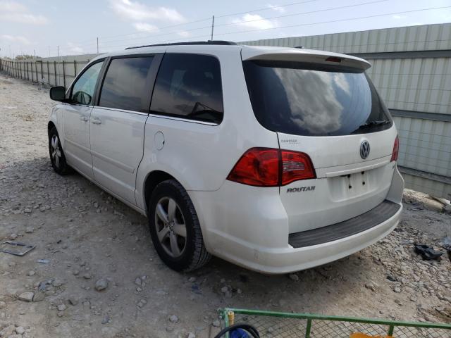 2011 VOLKSWAGEN ROUTAN SE 2V4RW3DGXBR717972