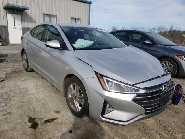 2019 HYUNDAI ELANTRA SE 5NPD84LFXKH408481