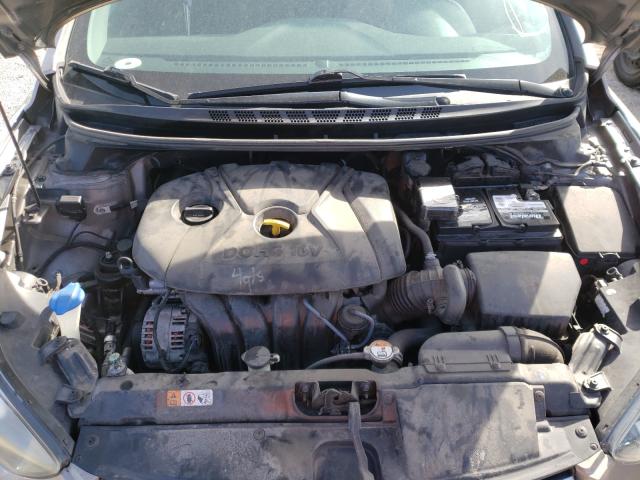 2016 HYUNDAI ELANTRA SE 5NPDH4AE6GH762581