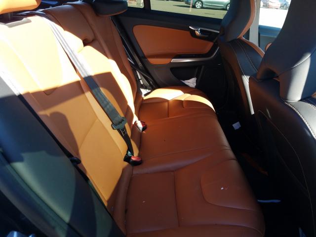 2015 VOLVO V60 CROSS YV4612HK2F1000672