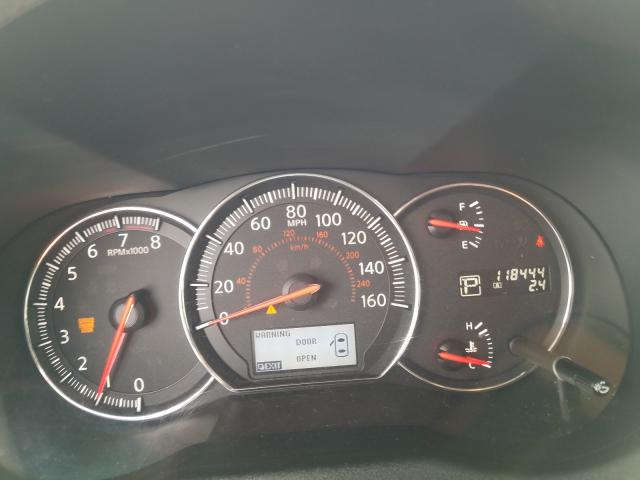 Седани NISSAN MAXIMA 2013 Сріблястий