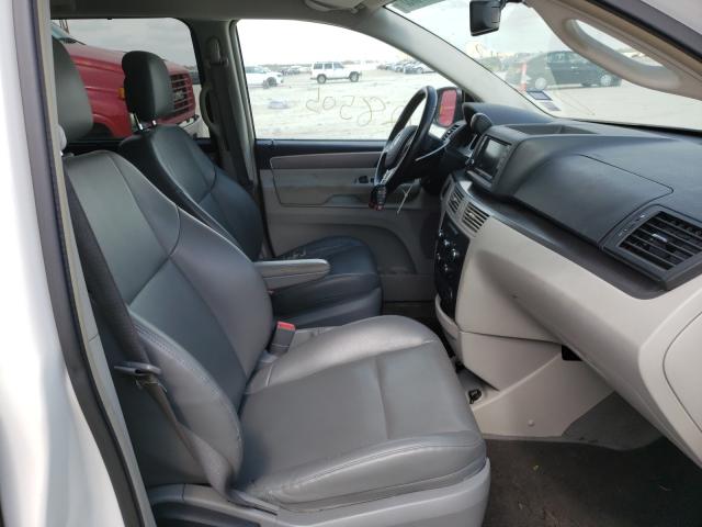 2011 VOLKSWAGEN ROUTAN SE 2V4RW3DGXBR717972