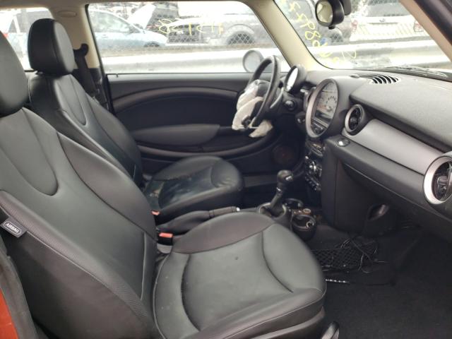 2011 MINI COOPER WMWSU3C52BT092054