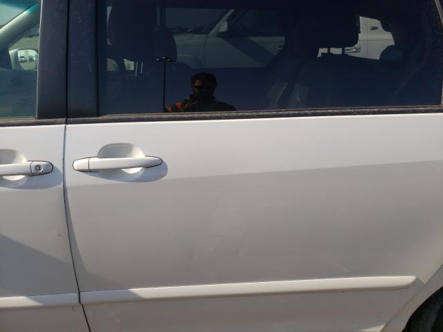 2010 TOYOTA SIENNA XLE 5TDYK4CC7AS338083