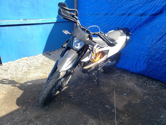 2020 KTM 690 SMC R VBKLSV404LM786282